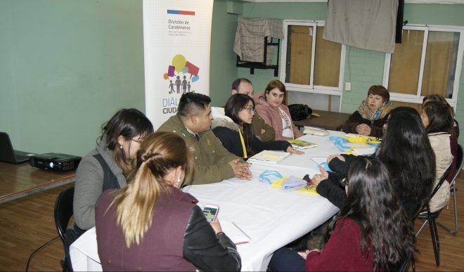 División de Carabineros participa en reunión de evaluación MICC en Junta Vecinal de Maipú
